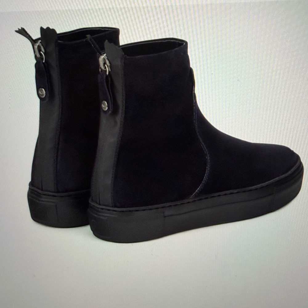 AGL Meghan Bootie